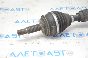Drive axle shaft front left Toyota Prius V 12-17 thread stripped
