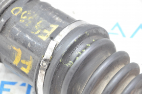 Drive axle shaft front left Lexus ES300 ES330 outer CV joint boot torn, inner CV joint boot cracked