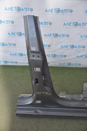 Front right quarter VW Jetta 11-18 USA graphite with central pillar
