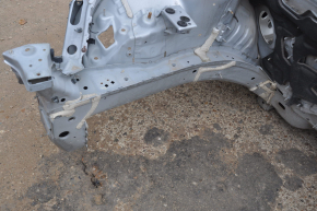 Front right quarter Chevrolet Volt 11-15 silver on the body