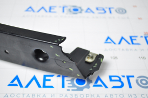 Bracket of support of radiator grille Ford Escape MK3 13-17 prerest, breakage of fastening, there is an element