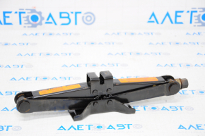 Nissan Altima jack 19-24