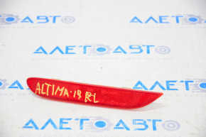 Reflector rear left Nissan Altima 19-25