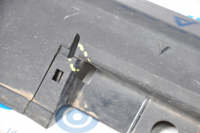 Left threshold Toyota Prius V 12-17 black crack in the middle