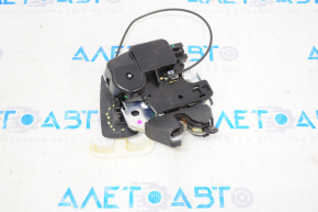 Nissan Altima 19-24 trunk lid lock mounting defect