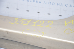 Left threshold Toyota Prius 30 10-15 gold dent