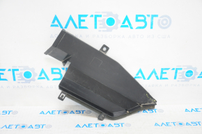 Upper right radiator deflector Nissan Leaf 13-17 edge defect