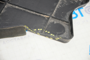 Left radiator deflector Nissan Leaf 13-17 broken mount