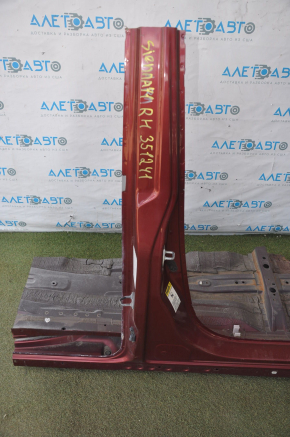 Front right quarter Toyota Sienna 11-20 red with central pillar, sawn off sidewall, dented