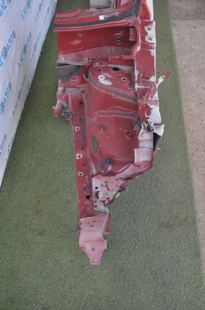 Front left quarter Nissan Rogue 14-20 red with central pillar, dented