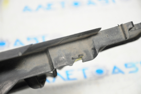 Right radiator deflector Toyota Camry v40 broken fasteners