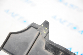 Radiator deflector right Lexus ES350 07-09 missing fragment, broken fasteners
