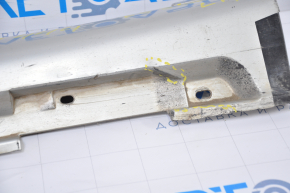 Left threshold Lexus ES300 ES330 01-06 silver dented, broken fasteners