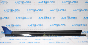 Right threshold Chevrolet Volt 16 - black with blue broken fasteners, scratch
