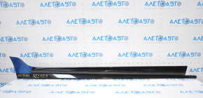 Right threshold Chevrolet Volt 16 - black with blue broken fastening, scratch