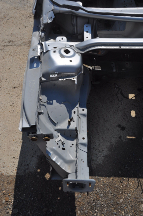 Front quarter right Ford Fusion mk5 13-16 without bracket silver pokes