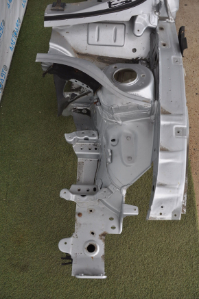 Front quarter left VW Passat b7 12-15 USA silver with central pillar