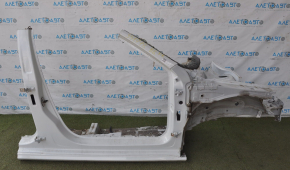 Front right quarter VW Passat b8 16-19 USA white with central pillar
