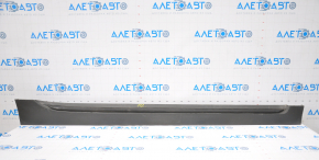 Right threshold Chevrolet Volt 11-15 with scratch seal