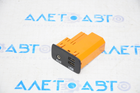 USB Hub Subaru Legacy 15-17