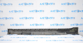 Right threshold Chevrolet Volt 11-15 with seal is dented, fasteners are broken, scratches