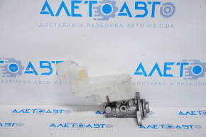 Main brake cylinder with reservoir Toyota Camry v40 without cover and rod