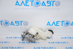 Master brake cylinder with reservoir Toyota Camry v55 15-17 usa, without rod