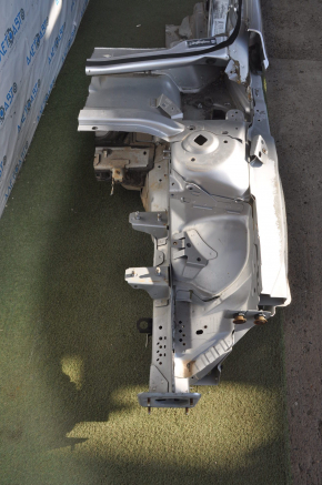 Front quarter left Ford Fusion mk5 13-20 silver with central pillar, pokes