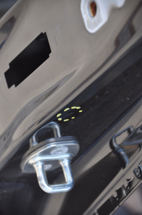 Body pillar central right Chevrolet Volt 16- black on the body, bumps