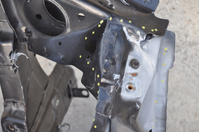Front right quarter Chevrolet Volt 16 - black on the body, warped side member