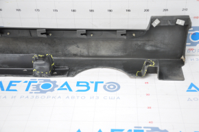 Left threshold Chevrolet Volt 11-15 with seal, lower fasteners are dented, scratches