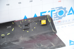 Left threshold Hyundai Sonata 15-17 SE red broken fasteners, fracture, dented, no central fasteners, scratches