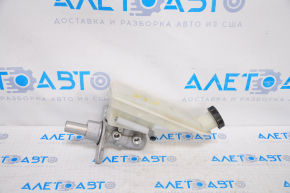 Mercedes CLA 14-19 brake master cylinder with reservoir