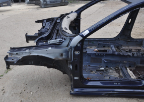 Front left quarter VW Passat b7 12-15 USA blue on the body, dented