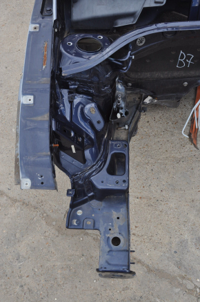 Front right quarter VW Passat b7 12-15 USA blue on the body, dented