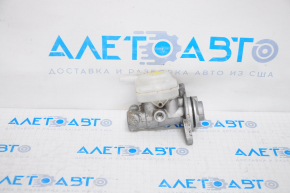 Master brake cylinder with reservoir Toyota Highlander 08-13 2.7 3.5 without rod