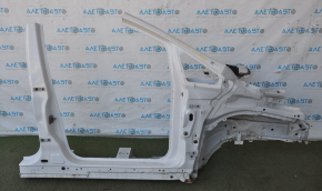 Front right quarter Ford C-max MK2 13-18 white with central pillar, pokes