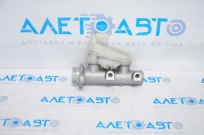 Master brake cylinder with reservoir Nissan Murano z50 03-07 without rod