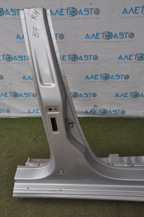 Front quarter right VW Passat b7 12-15 USA silver with central pillar