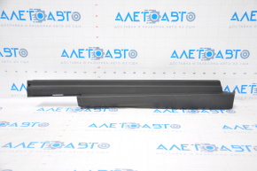 The rear left threshold of the Ford C-max MK2 13-18 is torn from below, there are scratches.