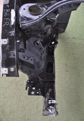 Front right quarter VW Passat b8 16-19 USA black with central pillar, pokes