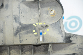 Battery tray VW Passat b7 12-15 USA is broken, fasteners are broken