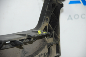 Battery tray VW Passat b7 12-15 USA is broken, fasteners are broken