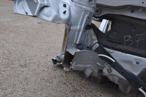 Front right quarter VW Passat b7 12-15 USA silver on the body, sawn off side member, butts