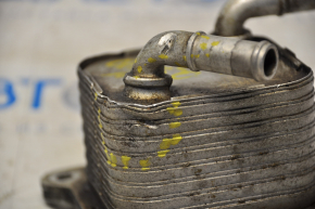 Infiniti QX50 19-25 engine oil cooler is pinched 8/10