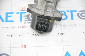 EGR valve Toyota Prius V 12-17
