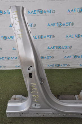 Front quarter right Ford Fusion mk5 13-16 without bracket silver with central pillar, pokes