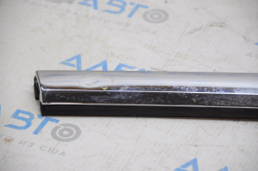 Molding door-glass central front right Tesla Model S 12-20 small dent