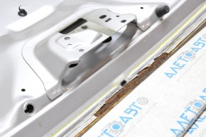 Boot lid Ford Focus mk3 11-14 prerest 4d silver UX, rust
