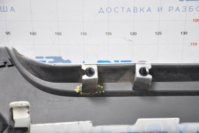 Left threshold Nissan Altima 13-18 white breaks in fasteners, scratches